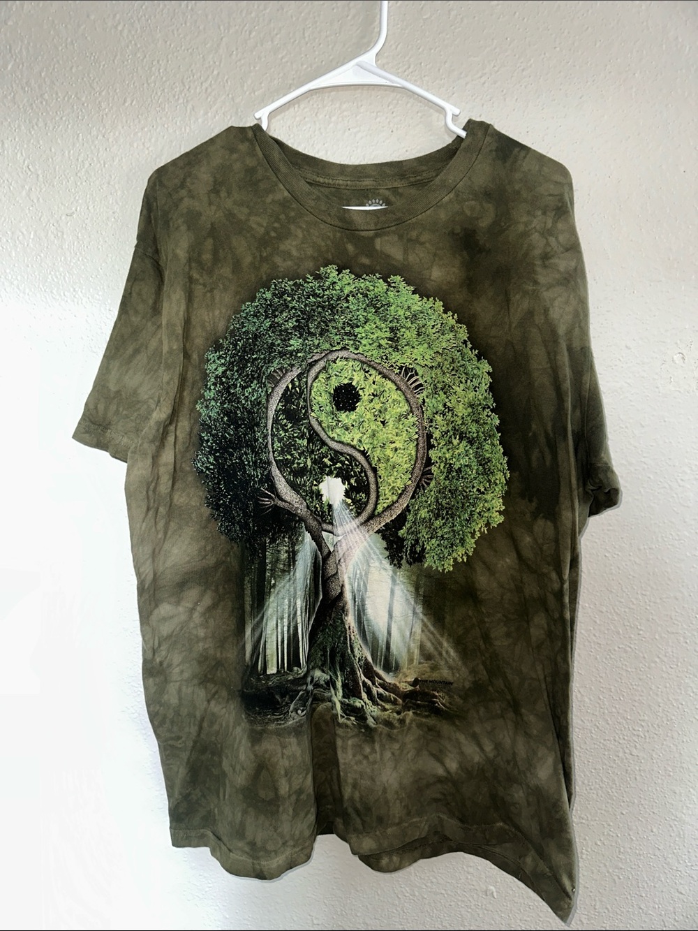 The Mountain Olive Green Yin Yang Tree Graphic Tee size 2XL